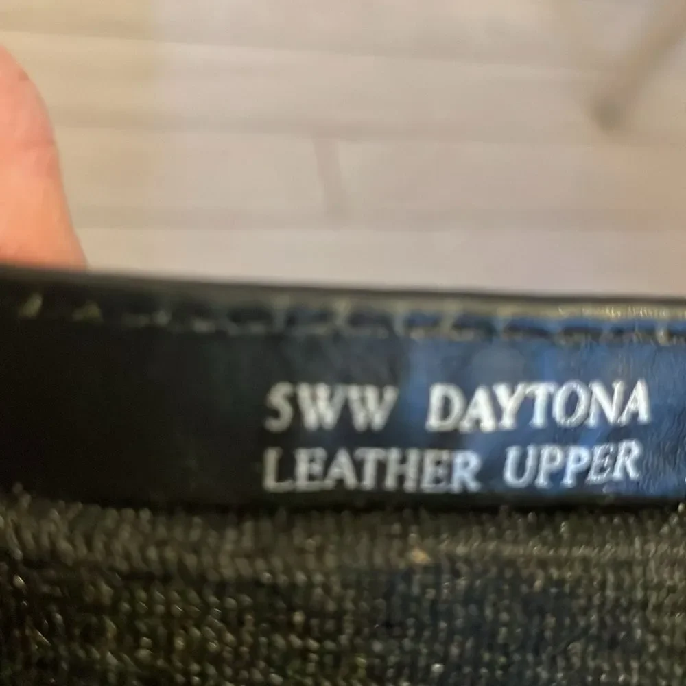 DAVID TATE LEATHER BOOTS.   NEW